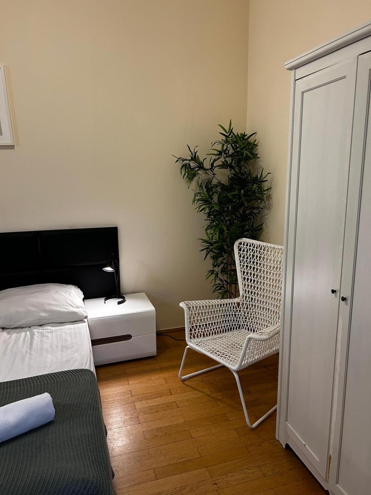 Golden Apartments With Lift - Old Town Krakow Luaran gambar