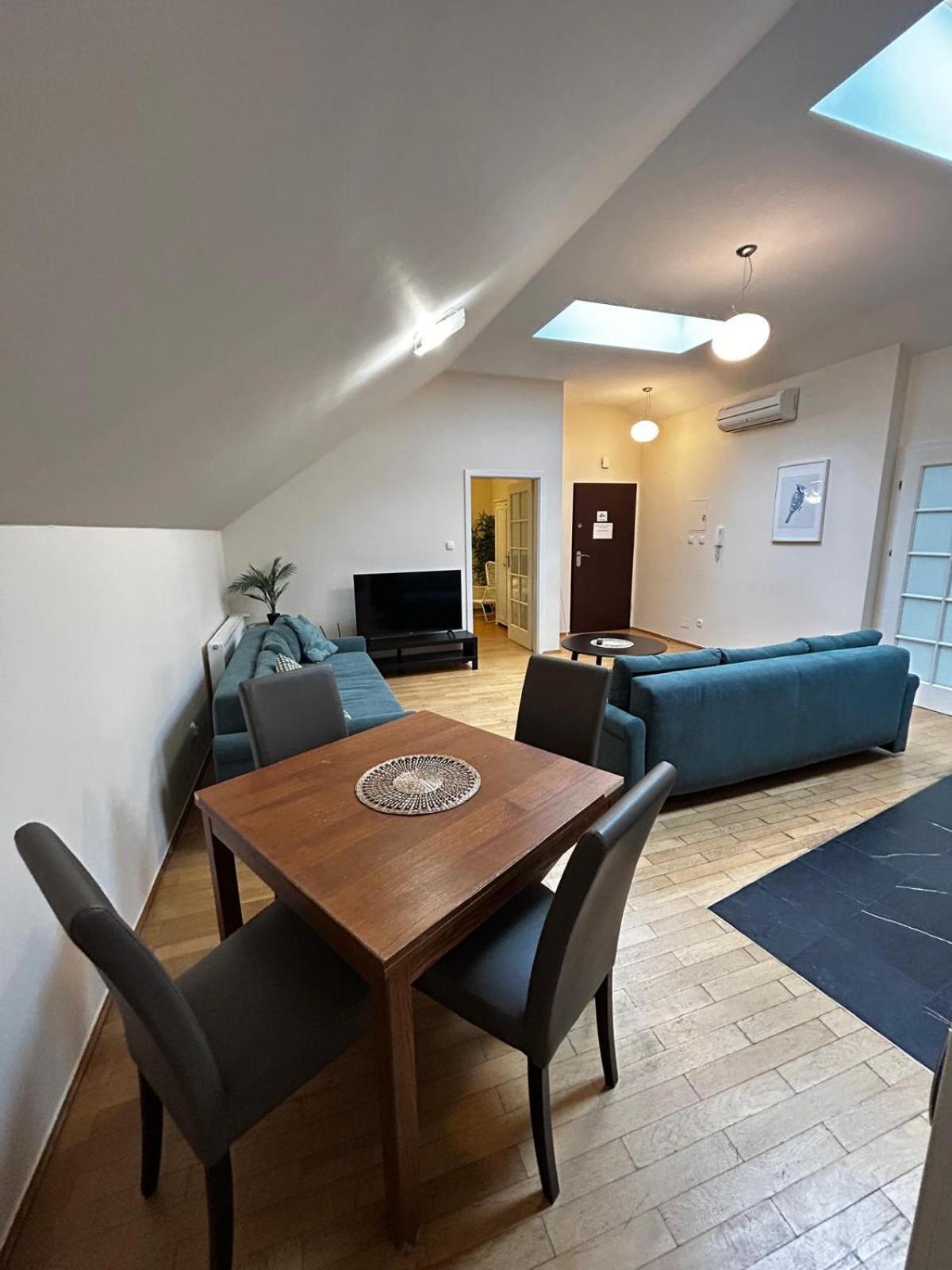 Golden Apartments With Lift - Old Town Krakow Luaran gambar