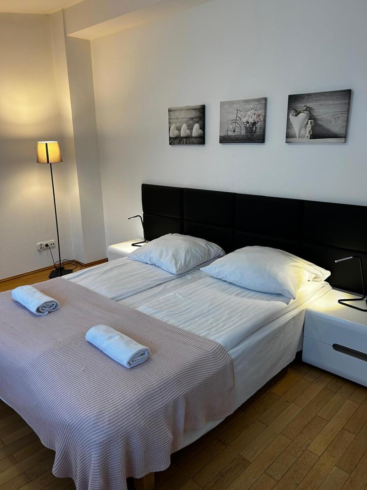 Golden Apartments With Lift - Old Town Krakow Luaran gambar