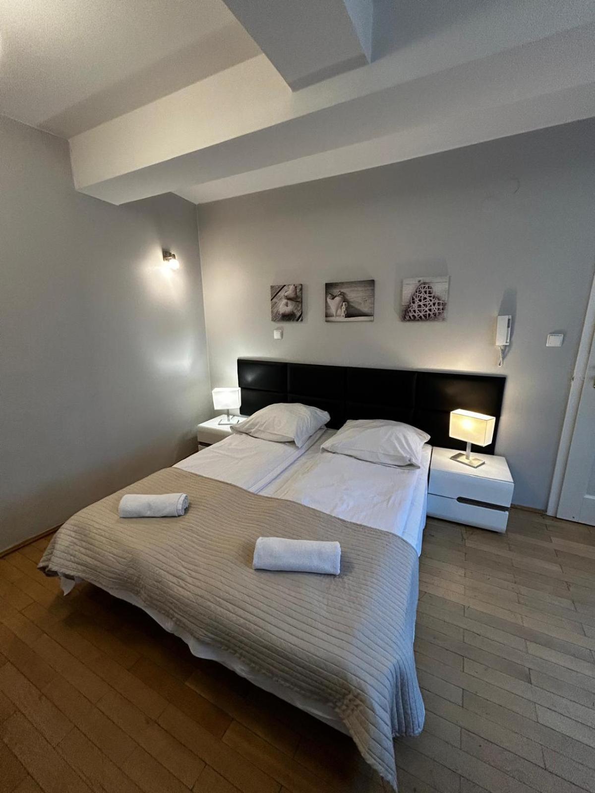 Golden Apartments With Lift - Old Town Krakow Luaran gambar