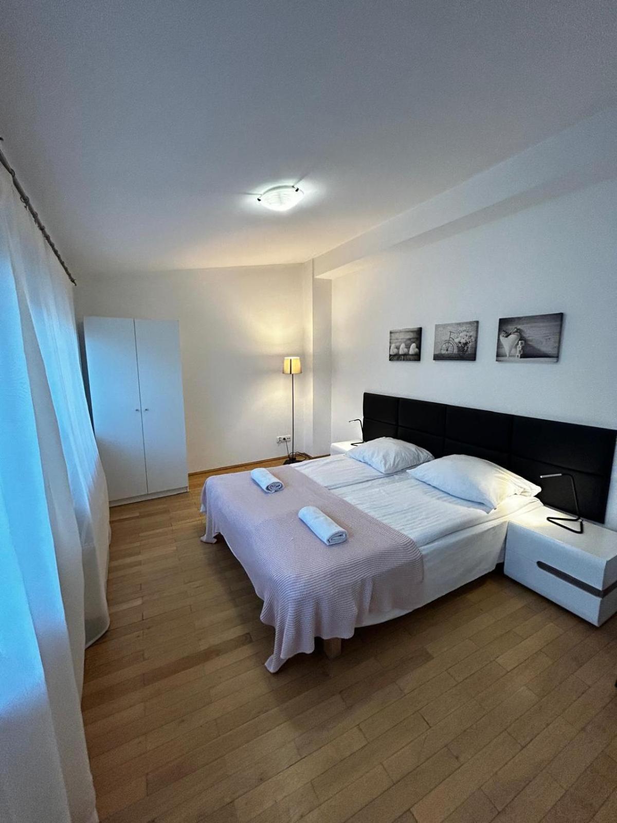Golden Apartments With Lift - Old Town Krakow Luaran gambar