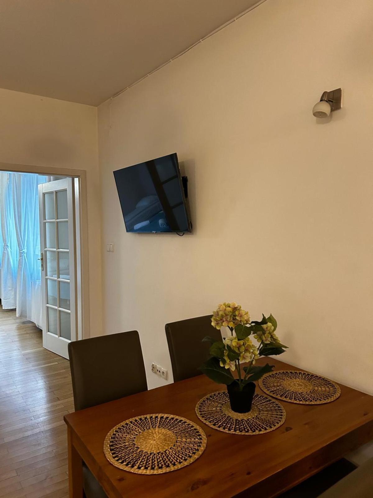 Golden Apartments With Lift - Old Town Krakow Luaran gambar