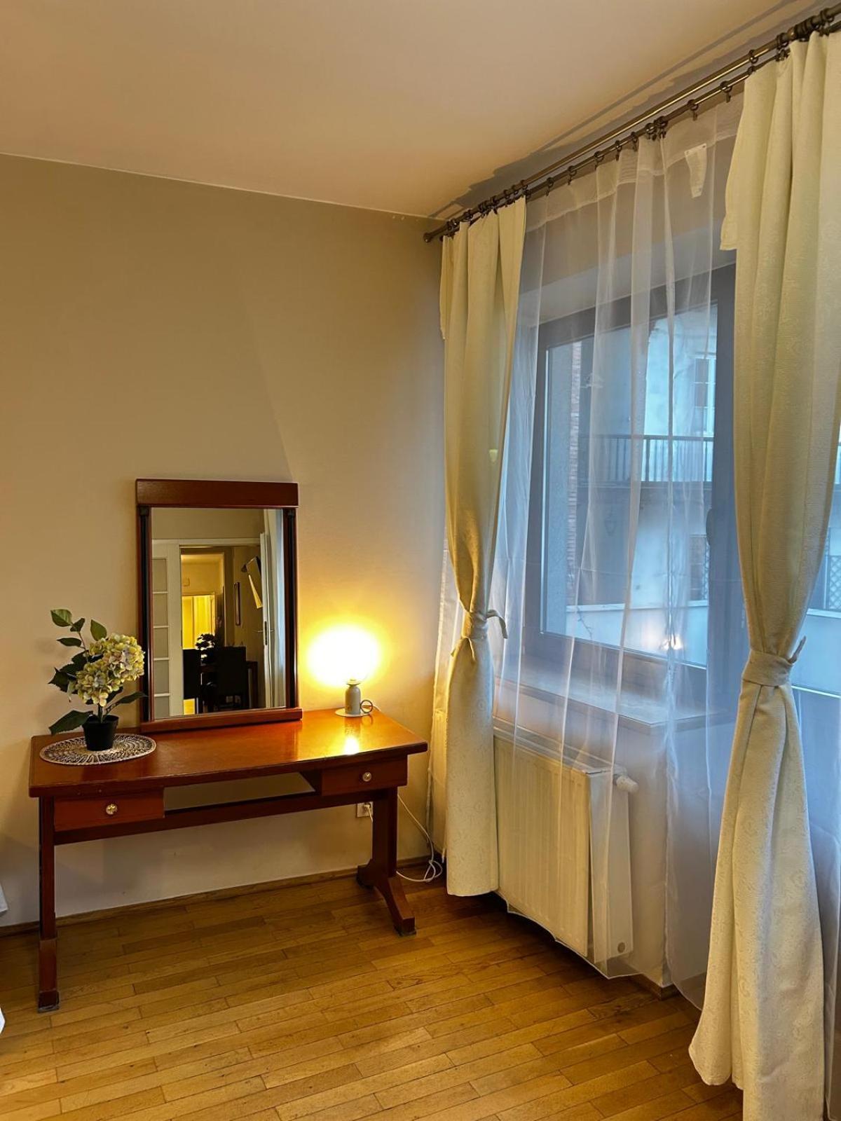 Golden Apartments With Lift - Old Town Krakow Luaran gambar