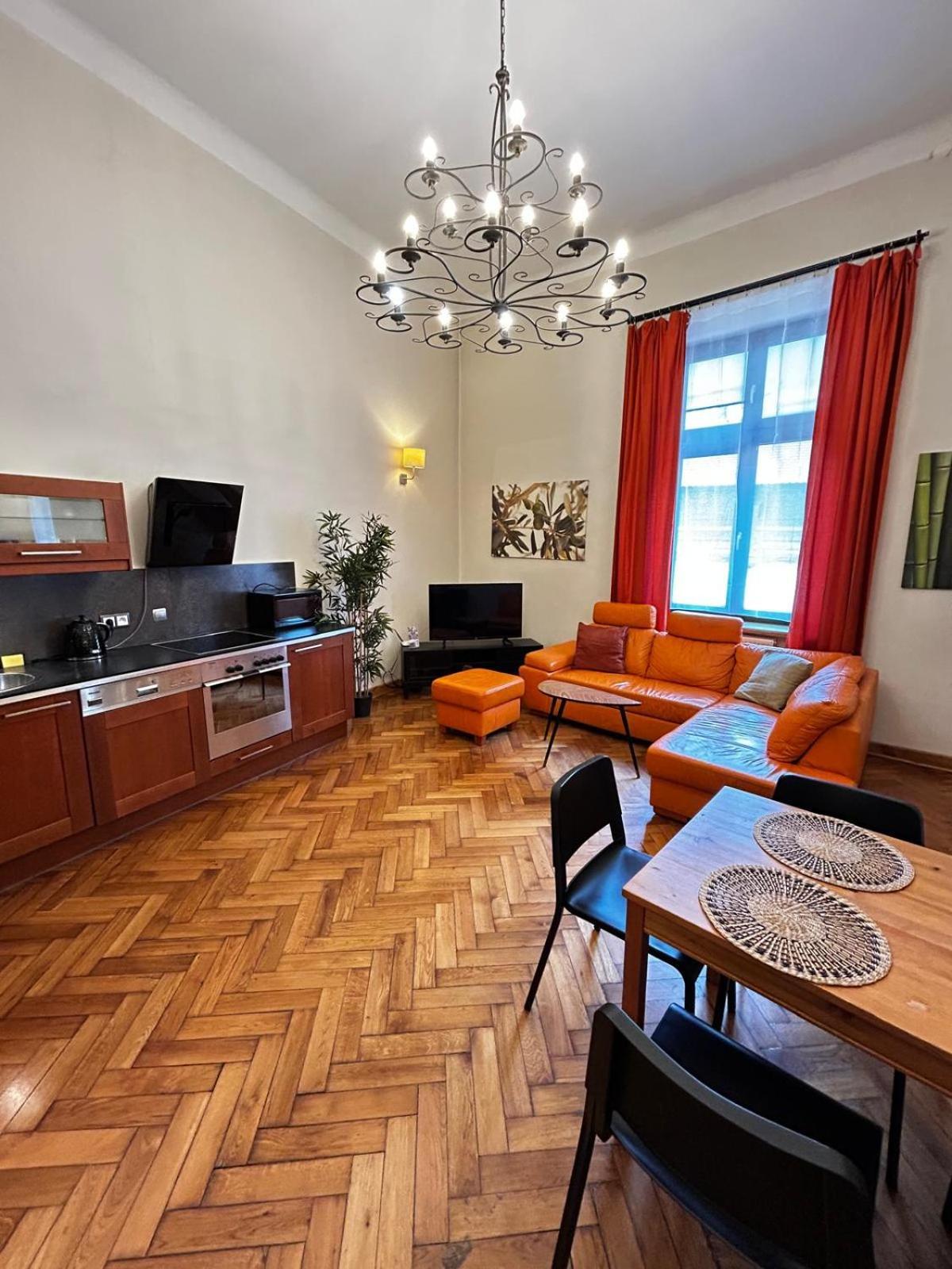 Golden Apartments With Lift - Old Town Krakow Luaran gambar