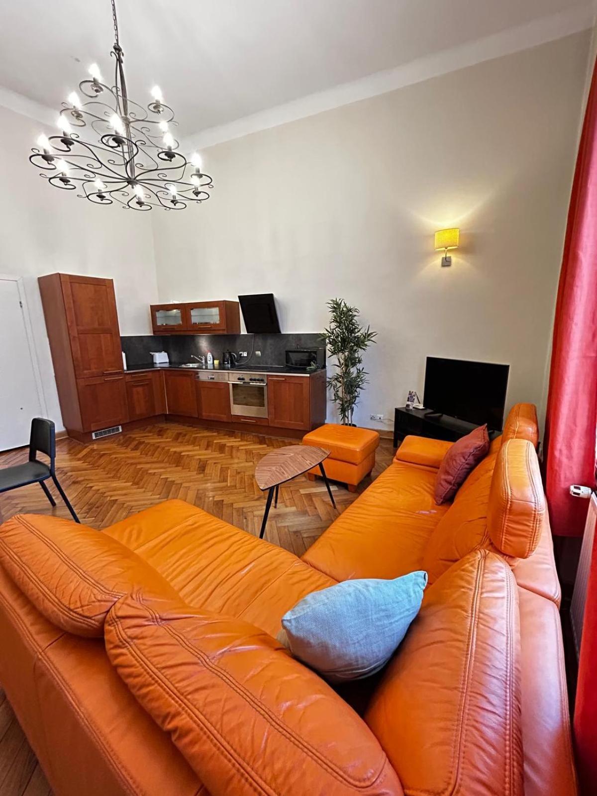 Golden Apartments With Lift - Old Town Krakow Luaran gambar
